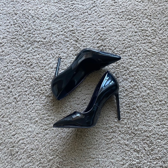 Steve Madden "Vala" Pumps - Picture 6 of 11